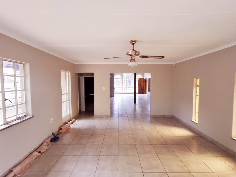 3 Bedroom Property for Sale in Vaalpark Free State